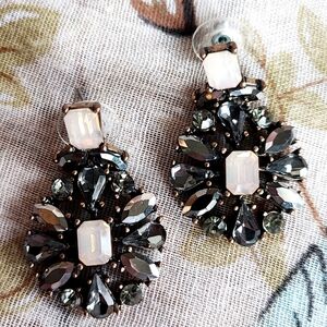 Hematite Smoke Opaline Rhinestone Pierced Earrings Antique Brass Setting NWOT